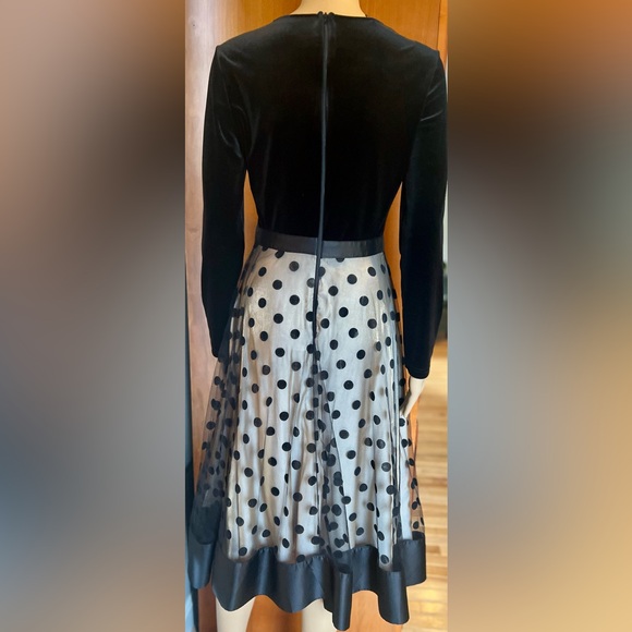 COPY-VALENTINO Velvet, Satin Trimmed, Polka Dot Net Black & Gold Dress Size S - Picture 5 of 11